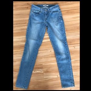 Levi's skinny jeans